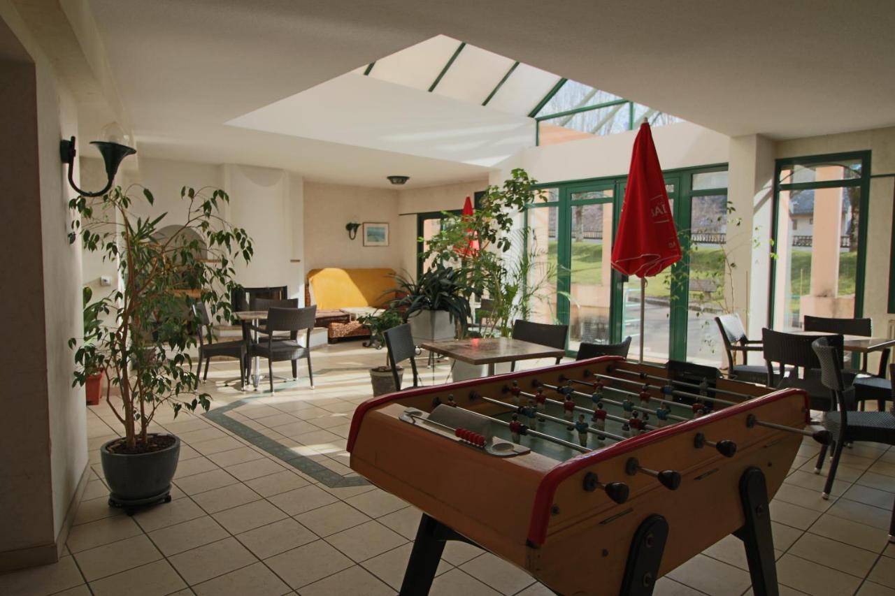 Hotel Au Val Dore La Bourboule Exterior photo